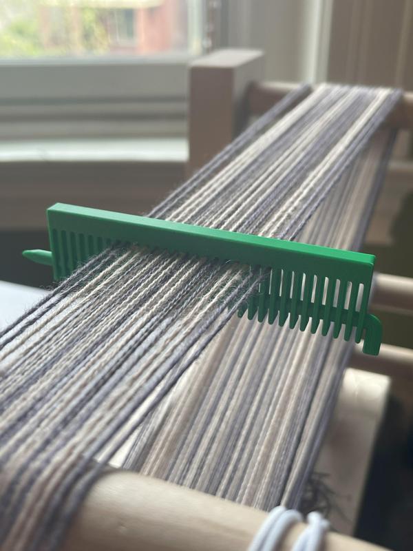 Weaving Comb with pin
