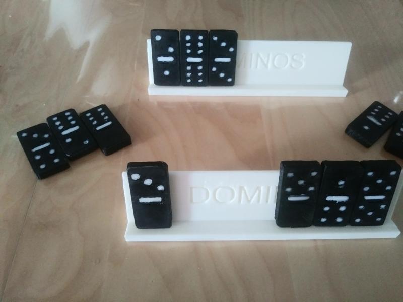 28 Dominos Set With Support
