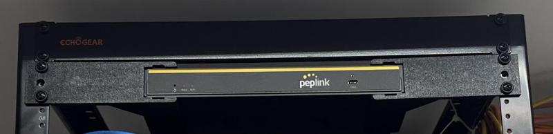 Peplink B - ONE Rack Mount