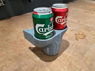 Polestar cupholder and armrest