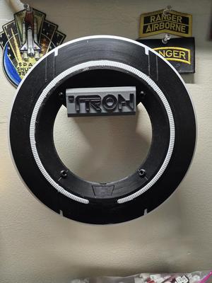 Tron Disk Holder Wall mount
