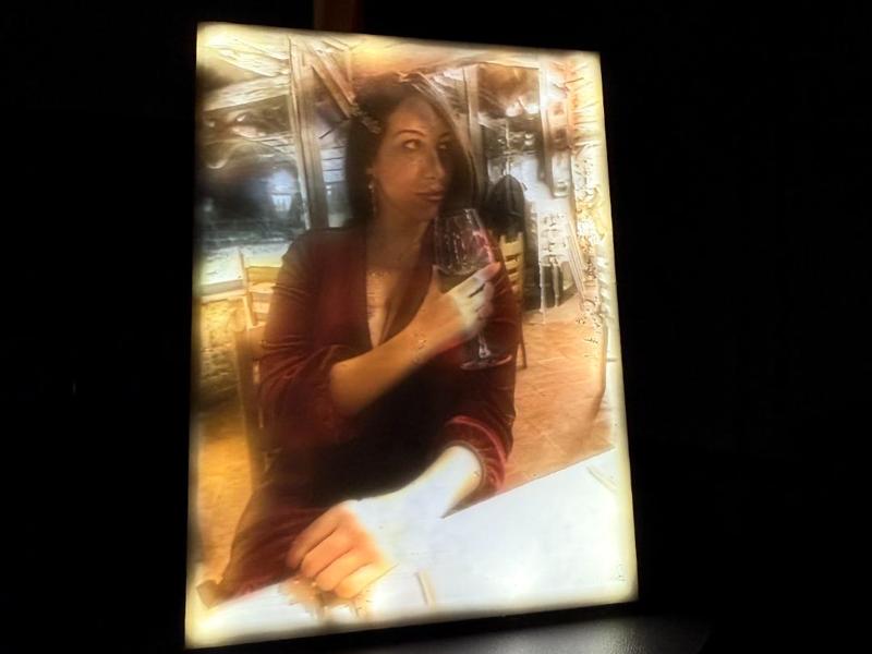 Luminous picture frame