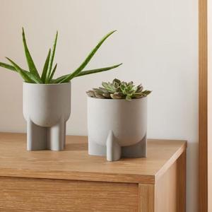 CONCRETE TABLETOP PLANTERS