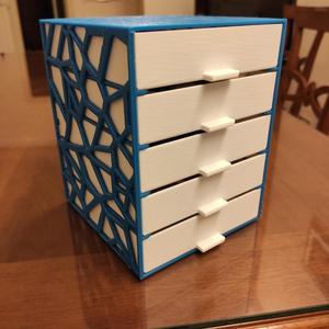 Customizable shelf with drawers