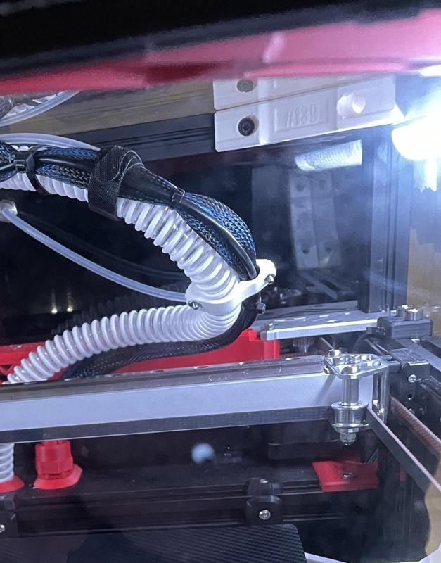 CPAP cable loom clamp