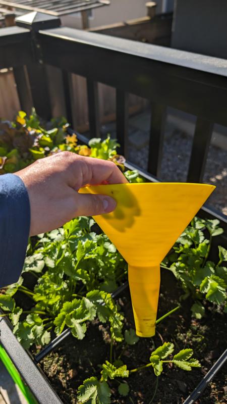 Hose adapter with funnel