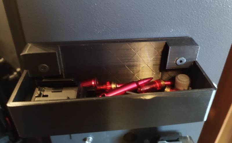 Pojemnik magnetyczny