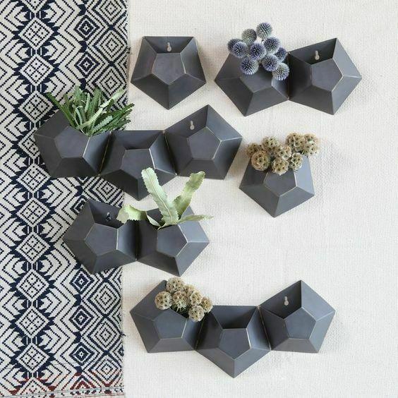 HEPTAGONAL WALL SUCCULENT PLANTER + EDITABLES