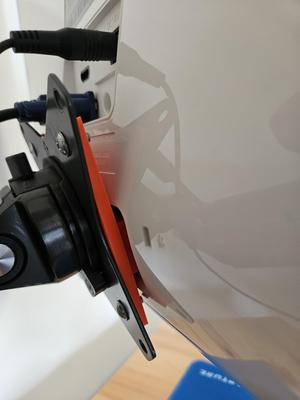 Samsung D24D391HL Monitor to VESA 75 x 75