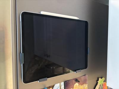 iPad Air M2 Wall Holder