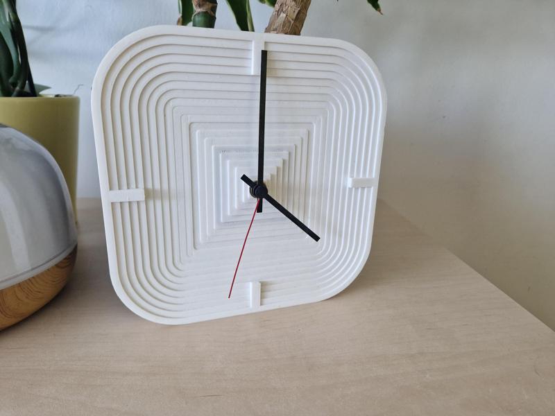 Minimalist clock