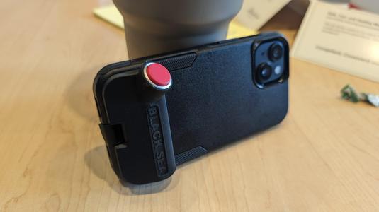 Shutter button for iphone 14