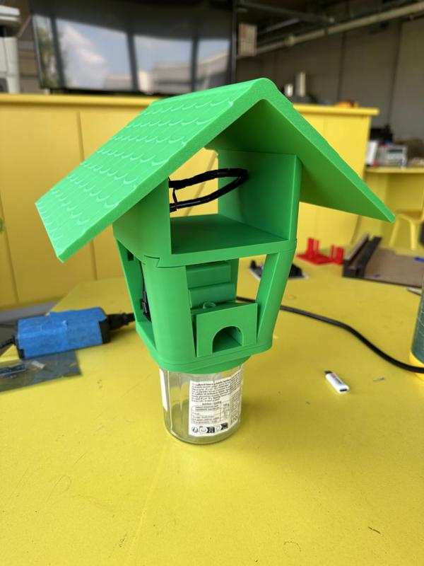 AI/IoT Yellow Legged Asian Hornet Nest Localizer