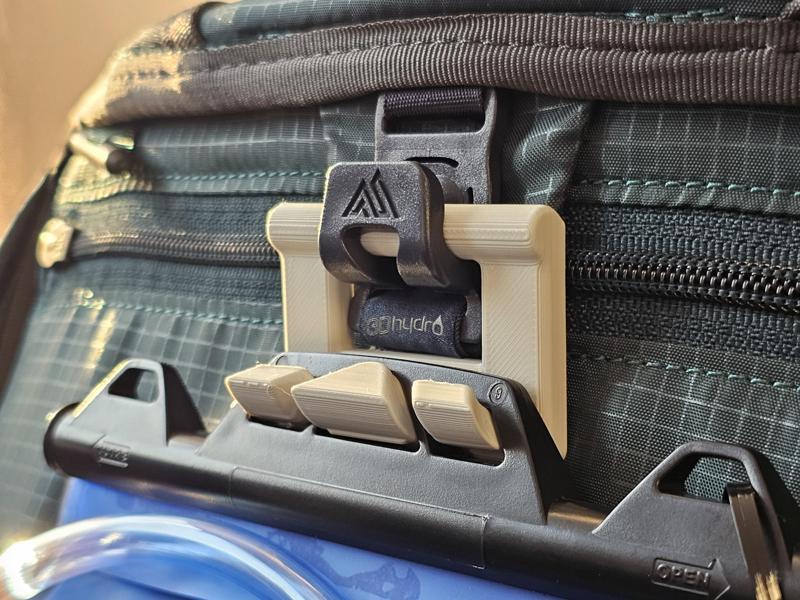 Adapter for Decathlon water bags to 3DHydro