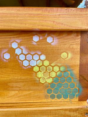 Honeycomb-Pattern Stencil