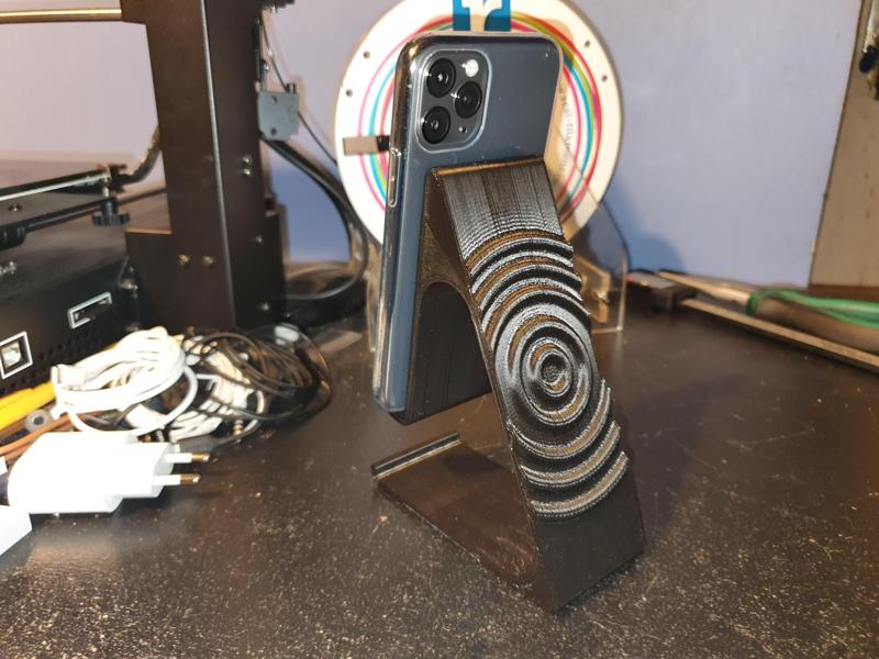 3d printed stand for large format mobile phones