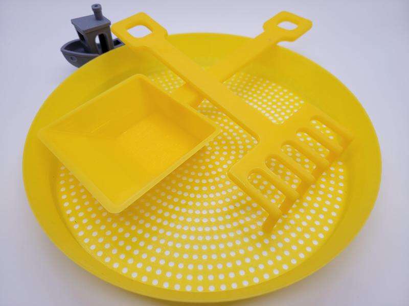 Minimalist Sand Toys