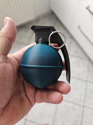 Granatenboden mit 5 Cent Löcher