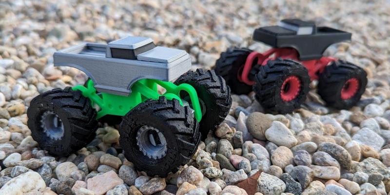 Monster Truck with Working Suspension | HDS