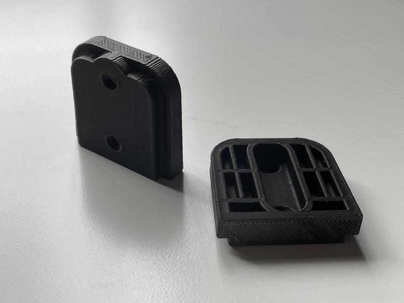 Retractable Baby / Pet Gate Wall Bracket