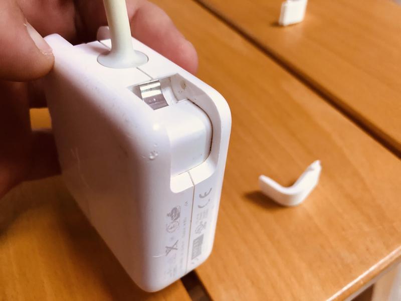 Apple MagSafe 1 or 2 charger ear piece