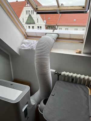 Remix - Fensterdurchführung Klimaanlage für Velux Dachfenster mit Griff