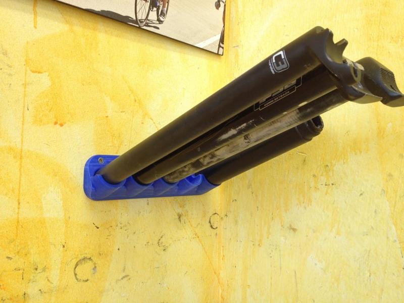 Sattelstuetzenhalter / Seatpost Holder