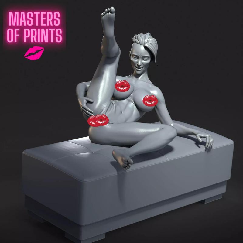 sexy pose - NSFW - EROTIC MINIATURE 75 MM SCALE