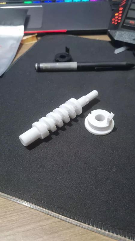 International Truck Glass Gear