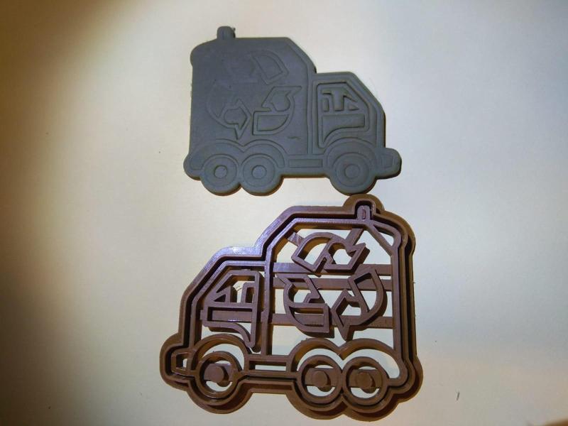 garbage truck - cookie cutter