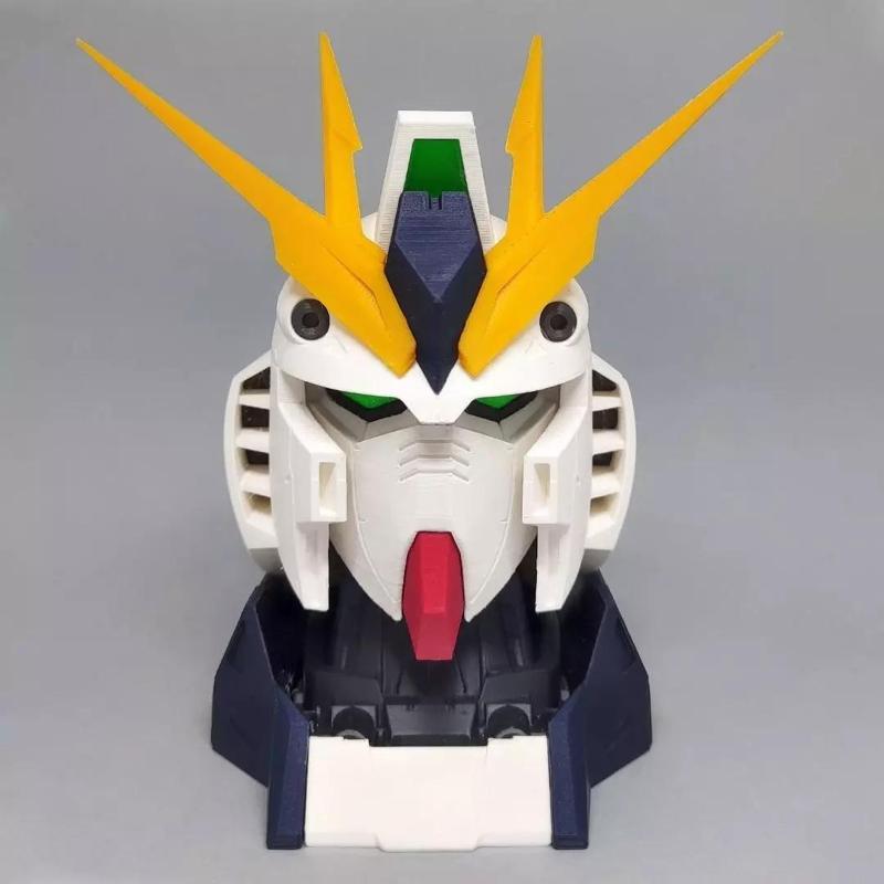 Nu Gundam Bust