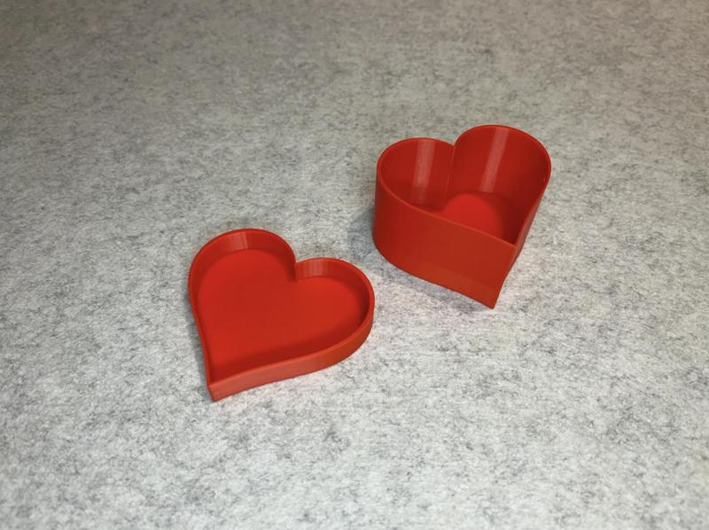 Heart jewelry gift box Valentine's Day