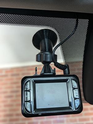 Dash cam windscreen mount (to suit Street Guardian or similar)