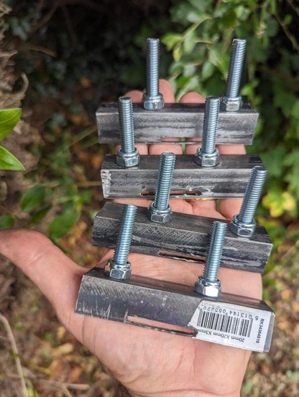 Delica D:5 Roof Bar Pads