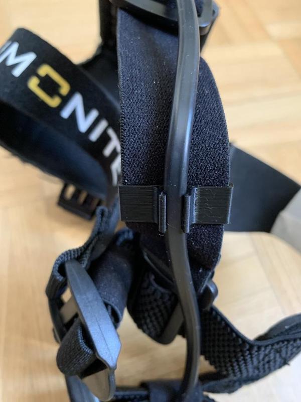 Lumonite headlamp cable clip