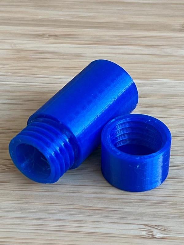 Simple cylindrical container with screw on cap
