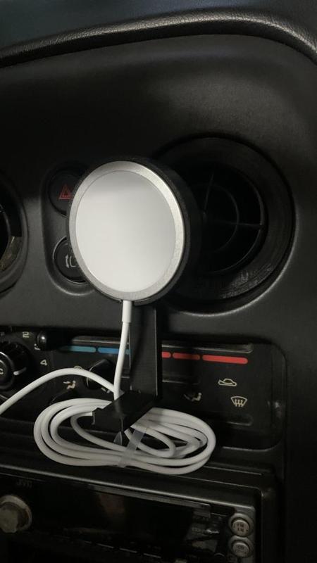 NA Miata MagSafe phone mount