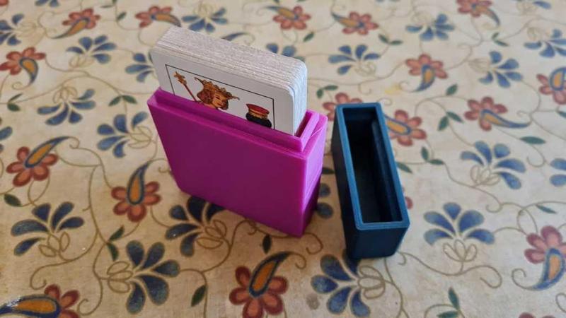 Card holder