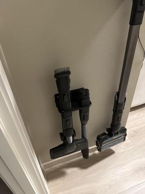 Remix of Philips Speedpro Max Accessory Wall Mount