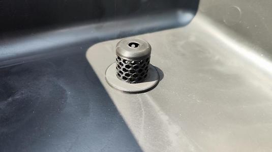 Garden pot drainage