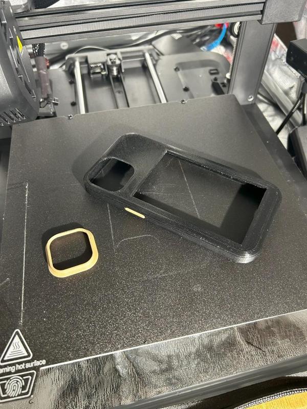 Iphone 14 case (not-pro) TPU with popsocket popwallet cutout