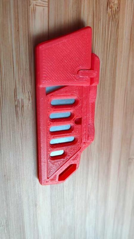 Yet Another Keychain Utility Knife But Stronger