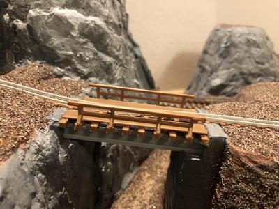 HOe Scale - Small Bridge
