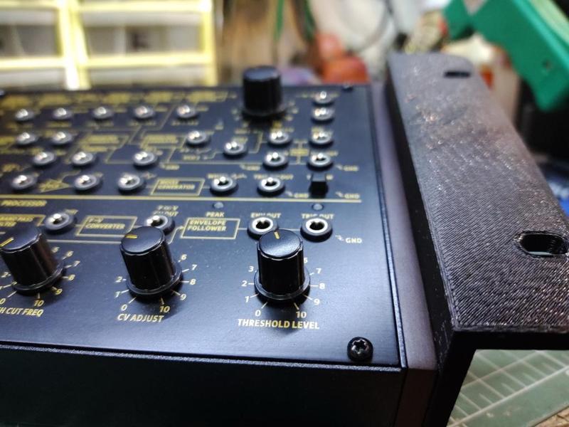 Orejas De Racks Para Sintetizadores Behringer 