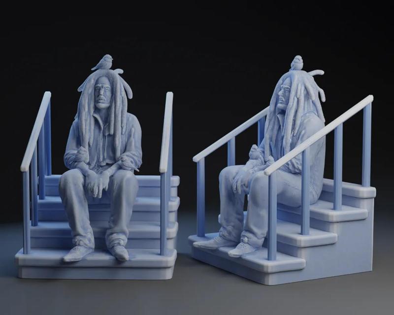 Bob Marley : 3 Little Birds Statue   