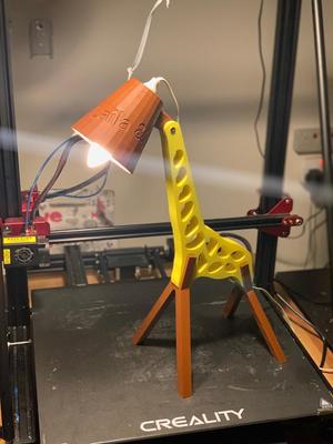 Kids lamp Giraffe remixed from Leanter