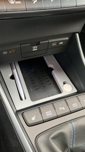 Hyundai i20 N Performance qi charger organizer