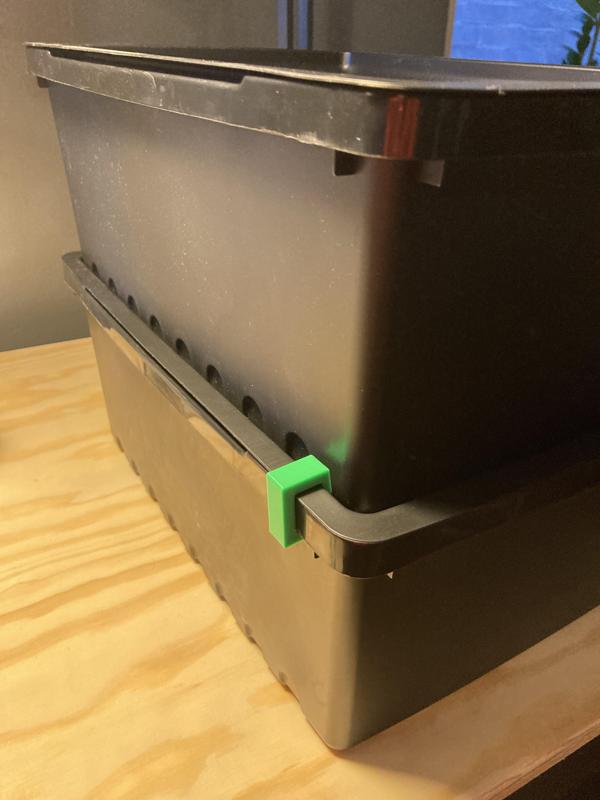 IKEA UPPSNOFSAD lid clip