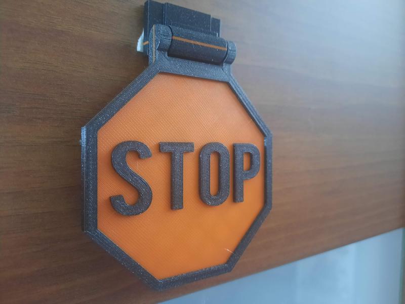 toggleable STOP sign