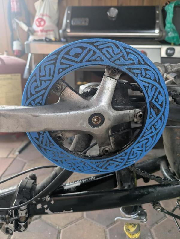 Kettenschutz / Chain Guard